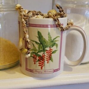 Hilo Hattie Island flowers coffee mug/pukka shells